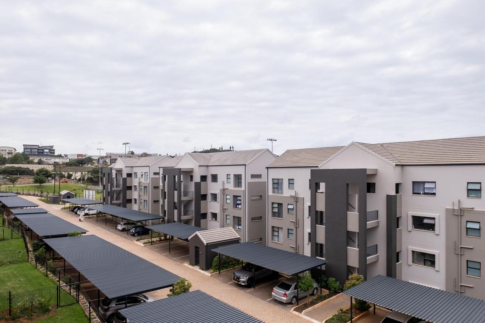 Ballito Village Luxury Apartments ภายนอก รูปภาพ