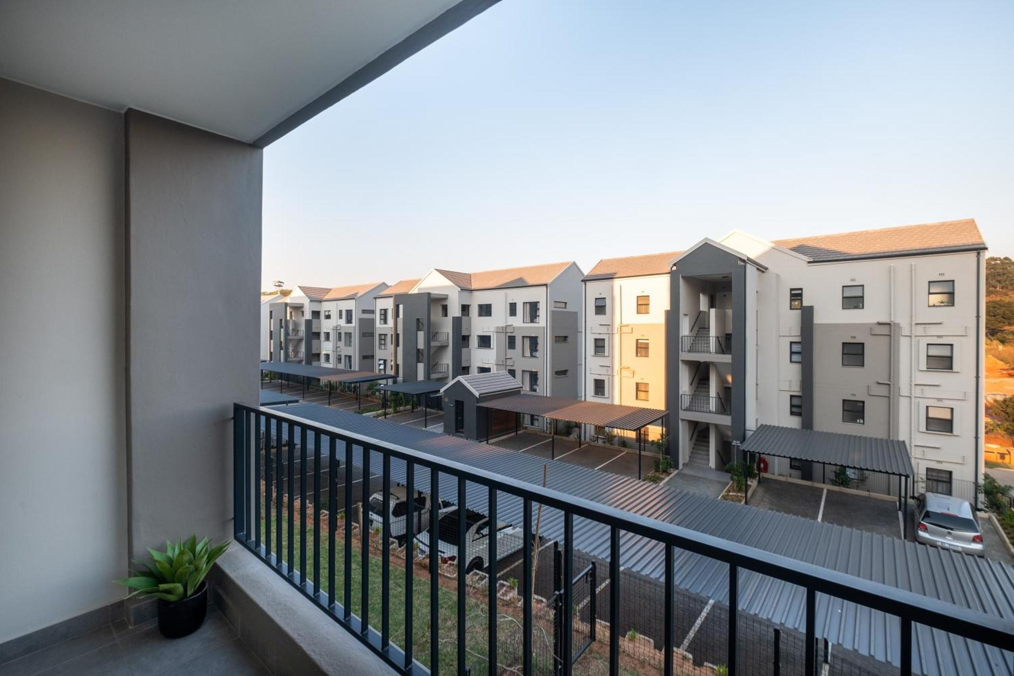 Ballito Village Luxury Apartments ภายนอก รูปภาพ