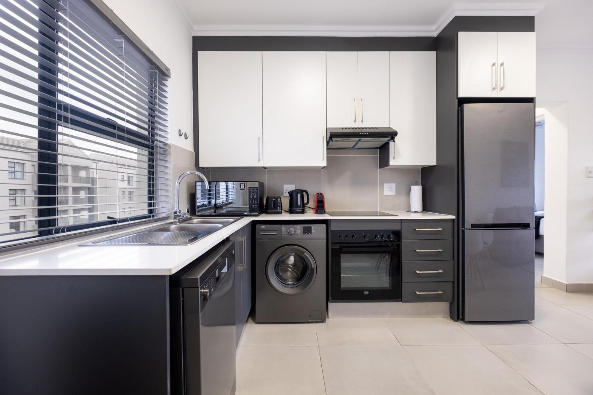 Ballito Village Luxury Apartments ภายนอก รูปภาพ