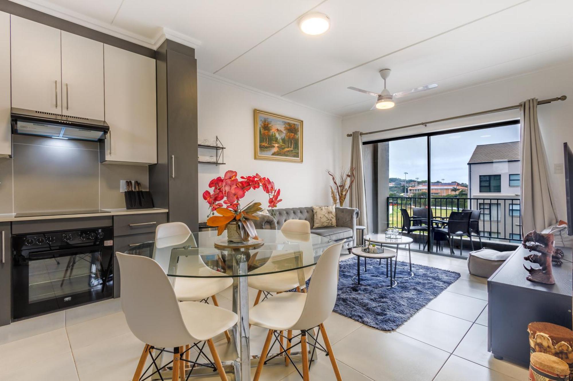 Ballito Village Luxury Apartments ภายนอก รูปภาพ