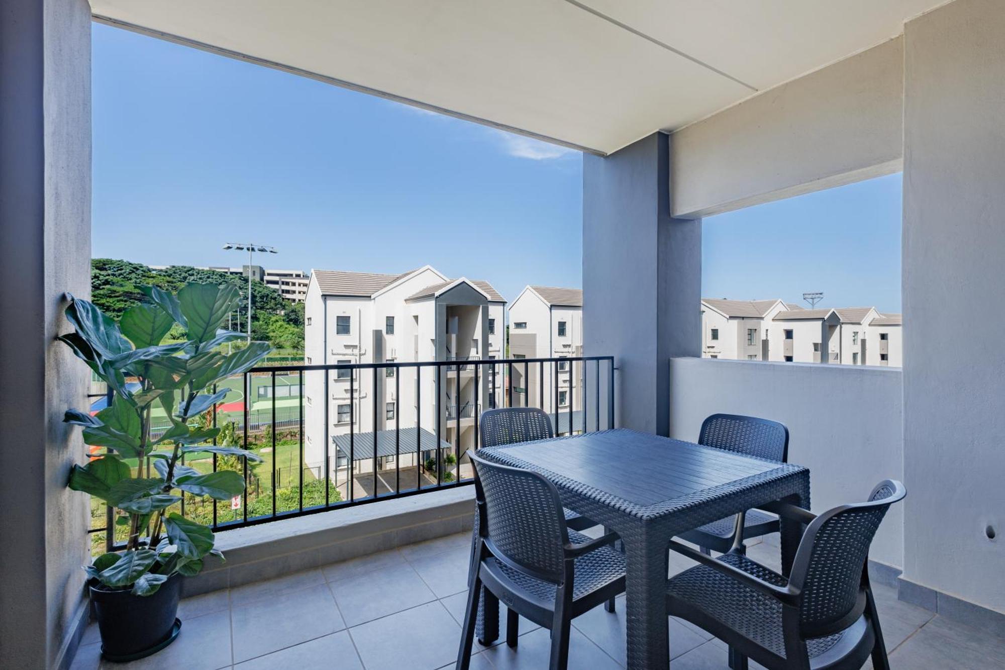 Ballito Village Luxury Apartments ภายนอก รูปภาพ